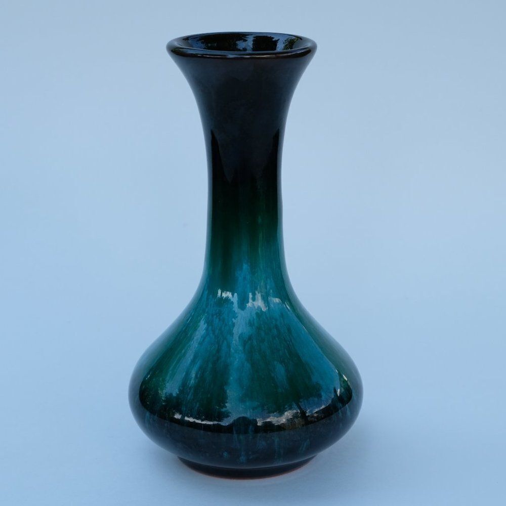 Blue Mountain Pottery Vase 6 inches tall Vintage